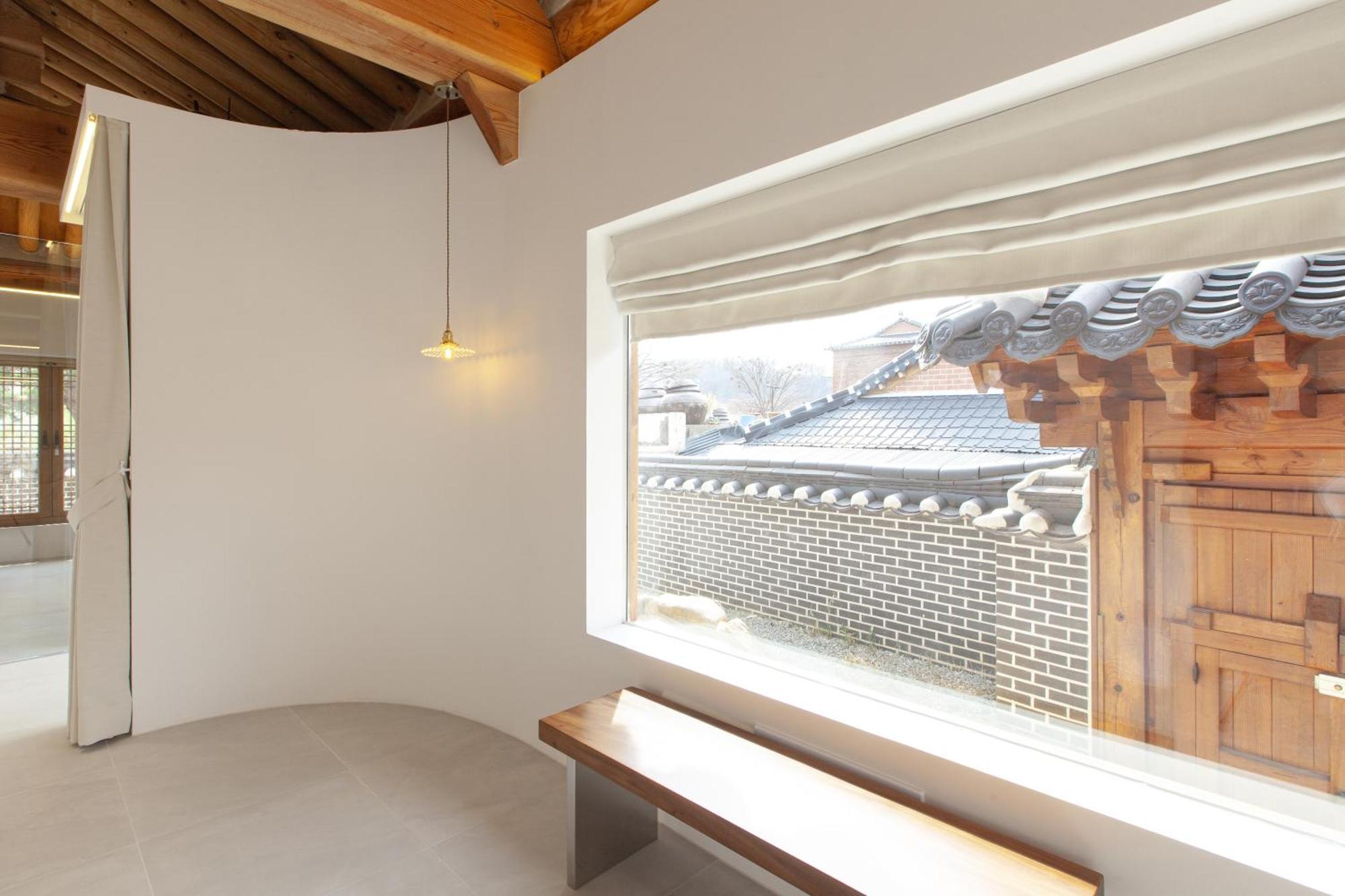 Cheong-Yeon, The Korean Traditional House Hanok In Jeonju Hanok Village Exterior photo